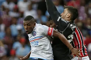Bahia perde para o São Paulo e se complica na briga contra o rebaixamento